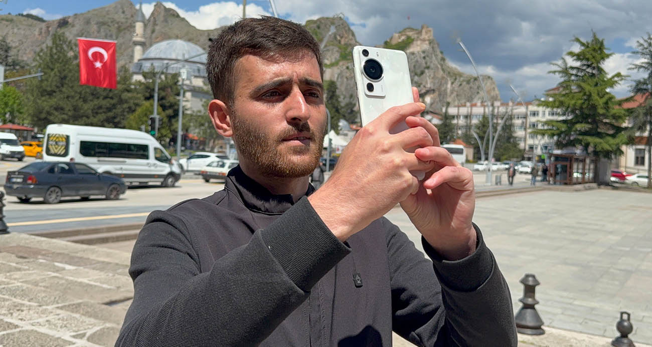 Dünya başarısı vize engelinin ardından şimdi de gümrüğe takıldı