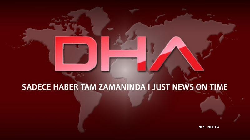 İzmir’de lastiği patlayan TIR, bariyerlere çarpıp devrildi: 2 ölü