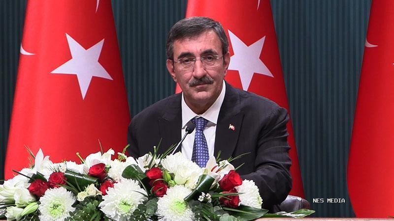 Cumhurbaşkanlığına Cevdet Yılmaz vekalet edecekCumhurbaşkanı Recep Tayyip Erdoğan'ın Kazakistan ziyareti dolayısıyla Cumhurbaşkanlığına, Cumhurbaşkanı Yardımcısı Cevdet Yılmaz vekalet edecek.