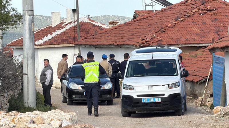 Arazi anlaşmazlığında tüfekle amcasını öldürüp, kuzenini yaraladı