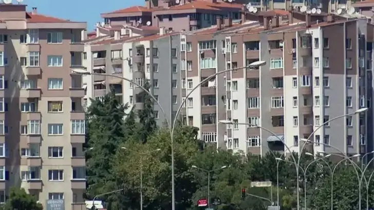 TÜİK: Nisanda 126 bin 808 konut satıldı