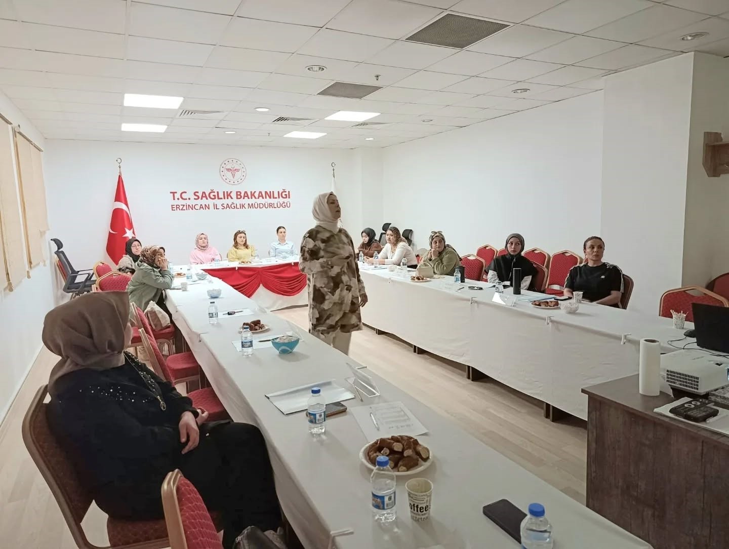 Koordinatör ebelere normal doğum eğitimi verildi