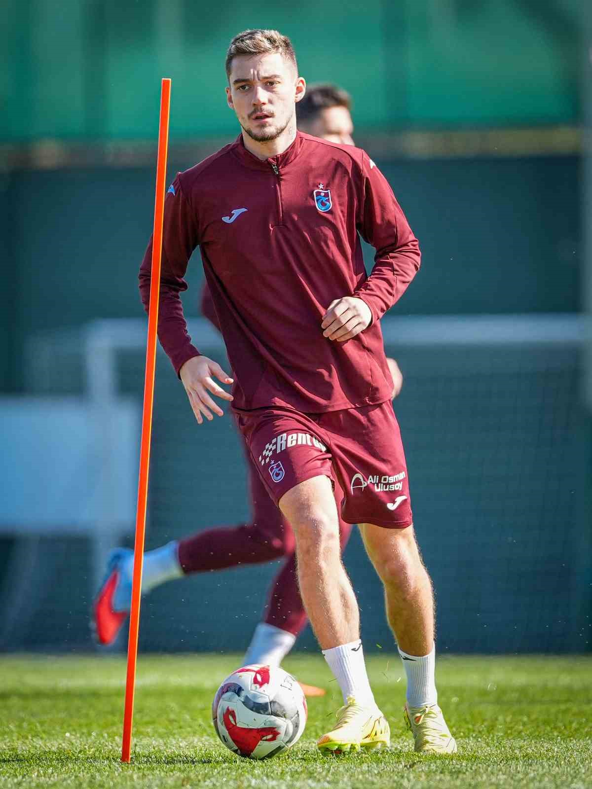 Ernest Muçi, Trabzonspor’a katkı vermeye devam ediyor