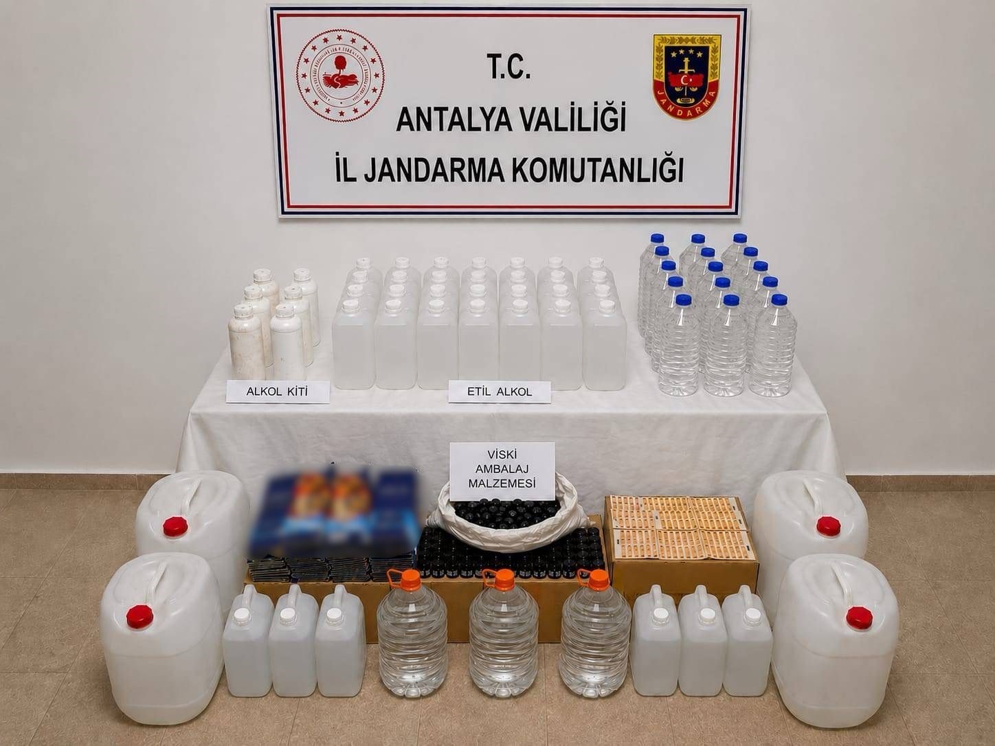 Antalya’da 160 litre etil alkol ele geçirildi