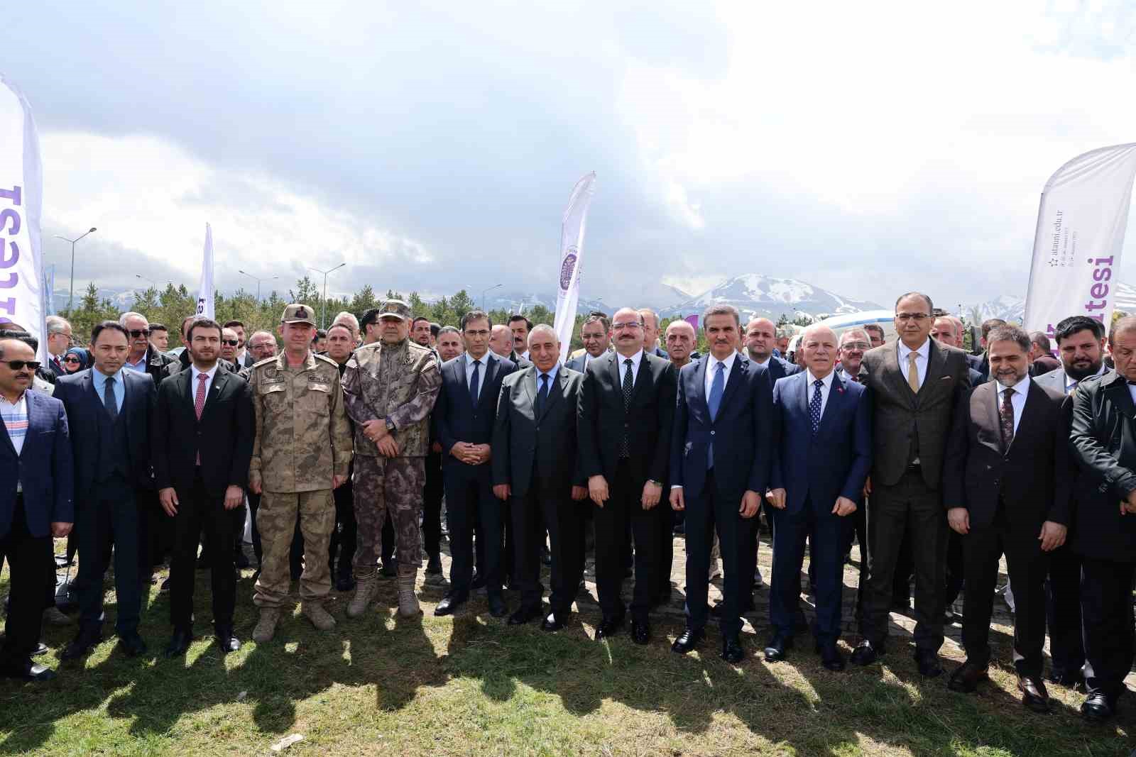 Milli teknoloji atölyelerinin Türkiye’deki ilk ve tek bağımsız binası Atatürk Üniversitesi kampüsünde inşa ediliyor