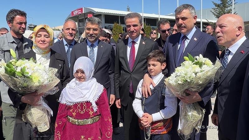 Bakan Çiftçi, Erzurum'daİçişleri Bakanı Mustafa Çiftçi, Anayasa Mahkemesi (AYM) Başkanı Kadir Özkaya ve AYM üyeleri Erzurum'a geldi.