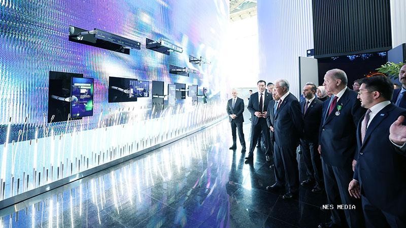 Cumhurbaşkanı Erdoğan, 'Astana Alem AI Yapay Zeka Merkezi'ni ziyaret etti
