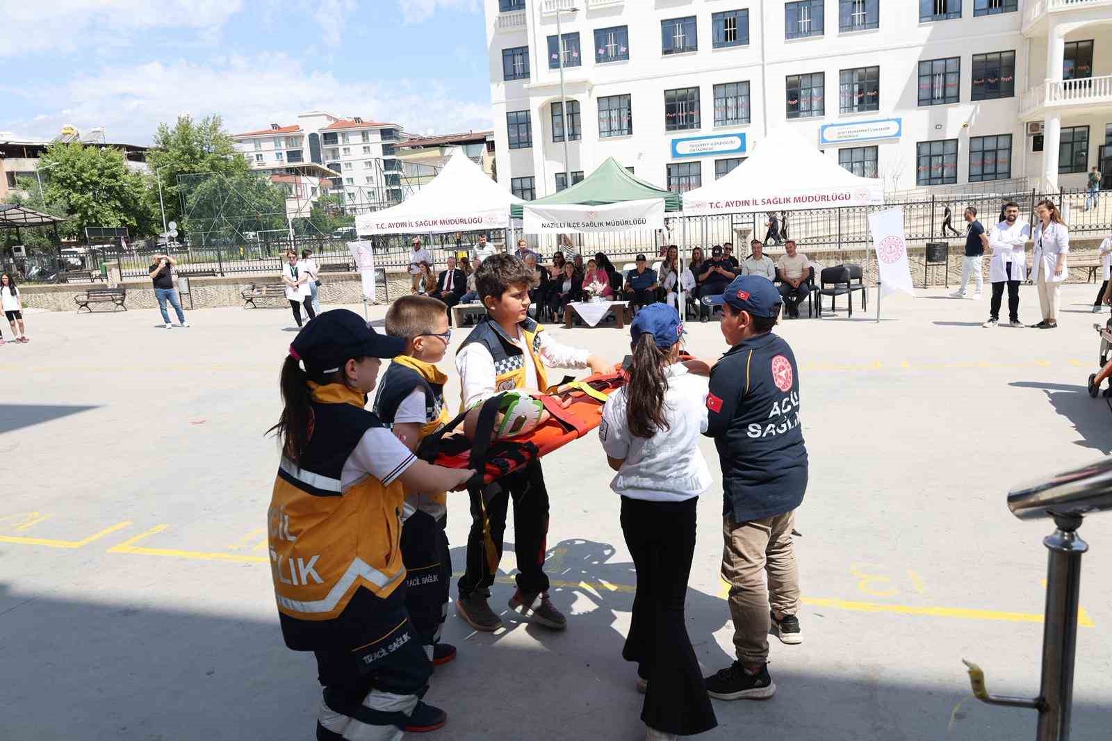 Nazilli’de öğrencilere "sağlık elçisi" görevi