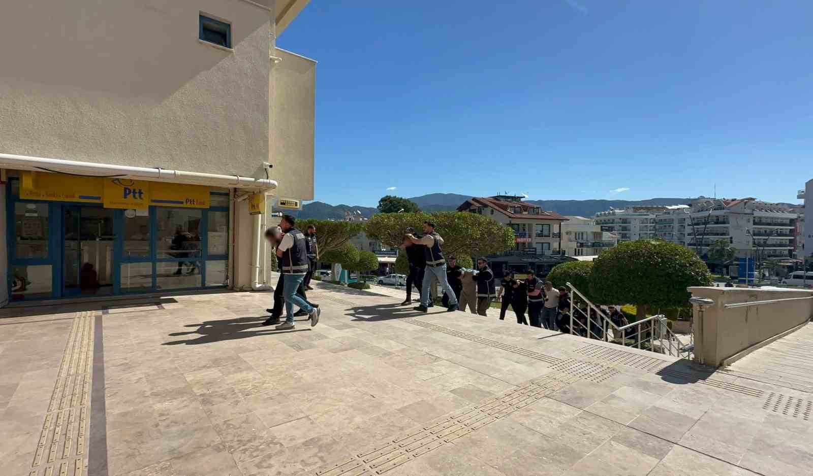 Marmaris’te ’gözlükçü kurşunlama’ olayında 9 tutuklama