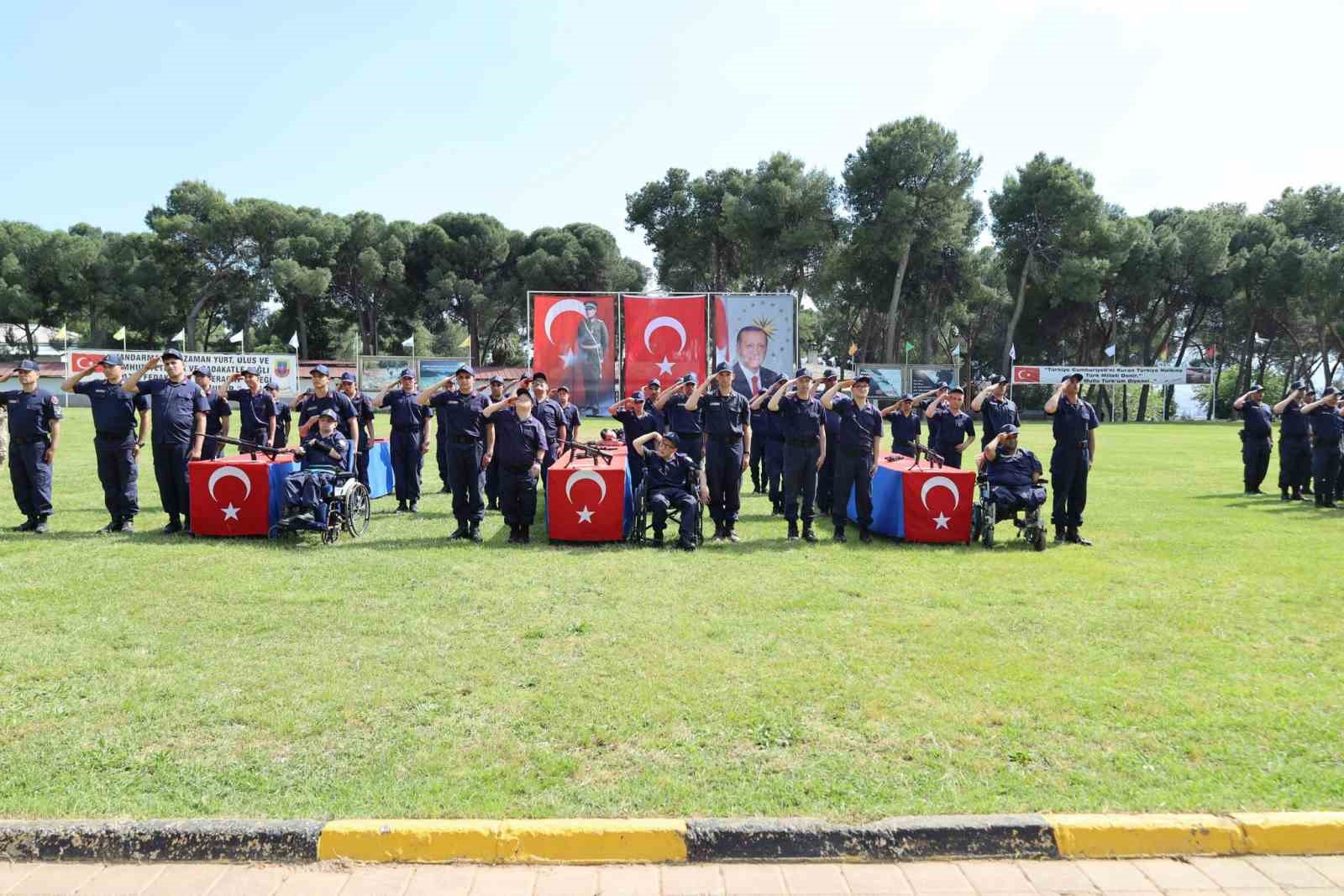 Aydın’da 22 özel birey askerlik yemini etti