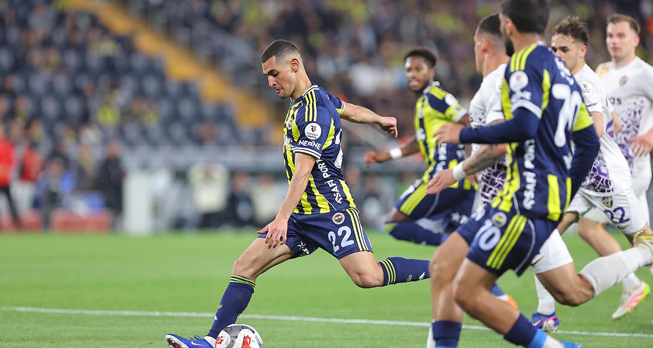 6 gollü maçta kazanan çıkmadı!  Fenerbahçe evinde Eyüpspor ile yenişemedi