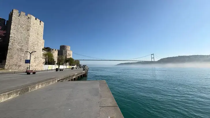 İstanbul Boğazı 'yat yarışı' nedeniyle gemi trafiğine kapatıldı7. Uluslararası Cumhurbaşkanlığı Yat Yarışları Kurtuluş Kupası' nedeniyle İstanbul Boğazı gemi trafiği çift yönlü olarak askıya alındı.