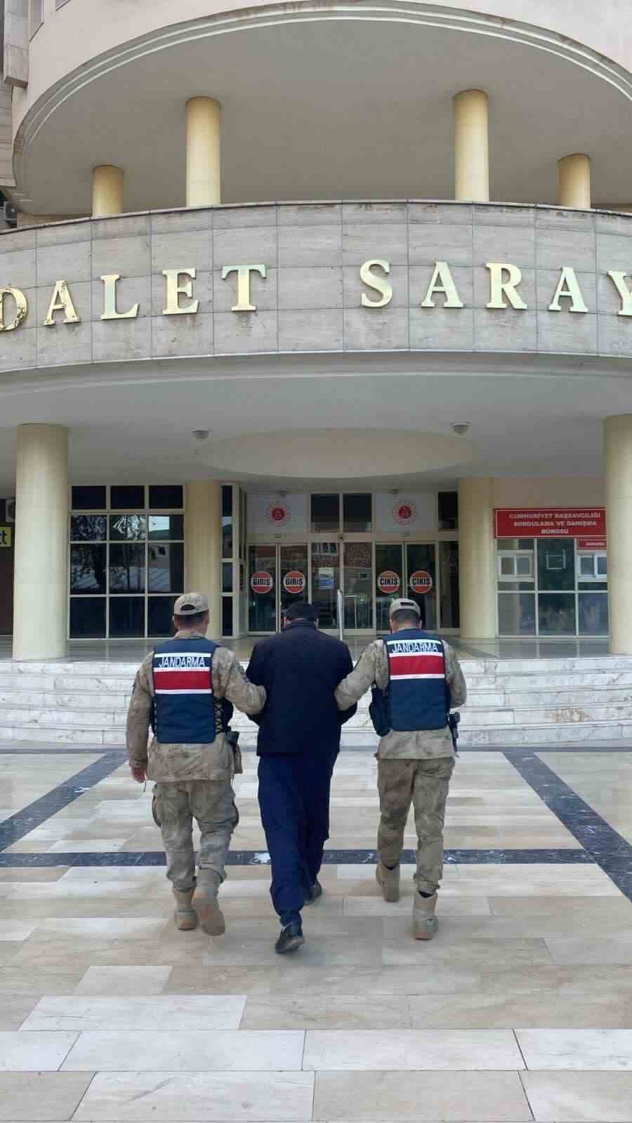 Akçakale’de aranan şahıs yakalandı