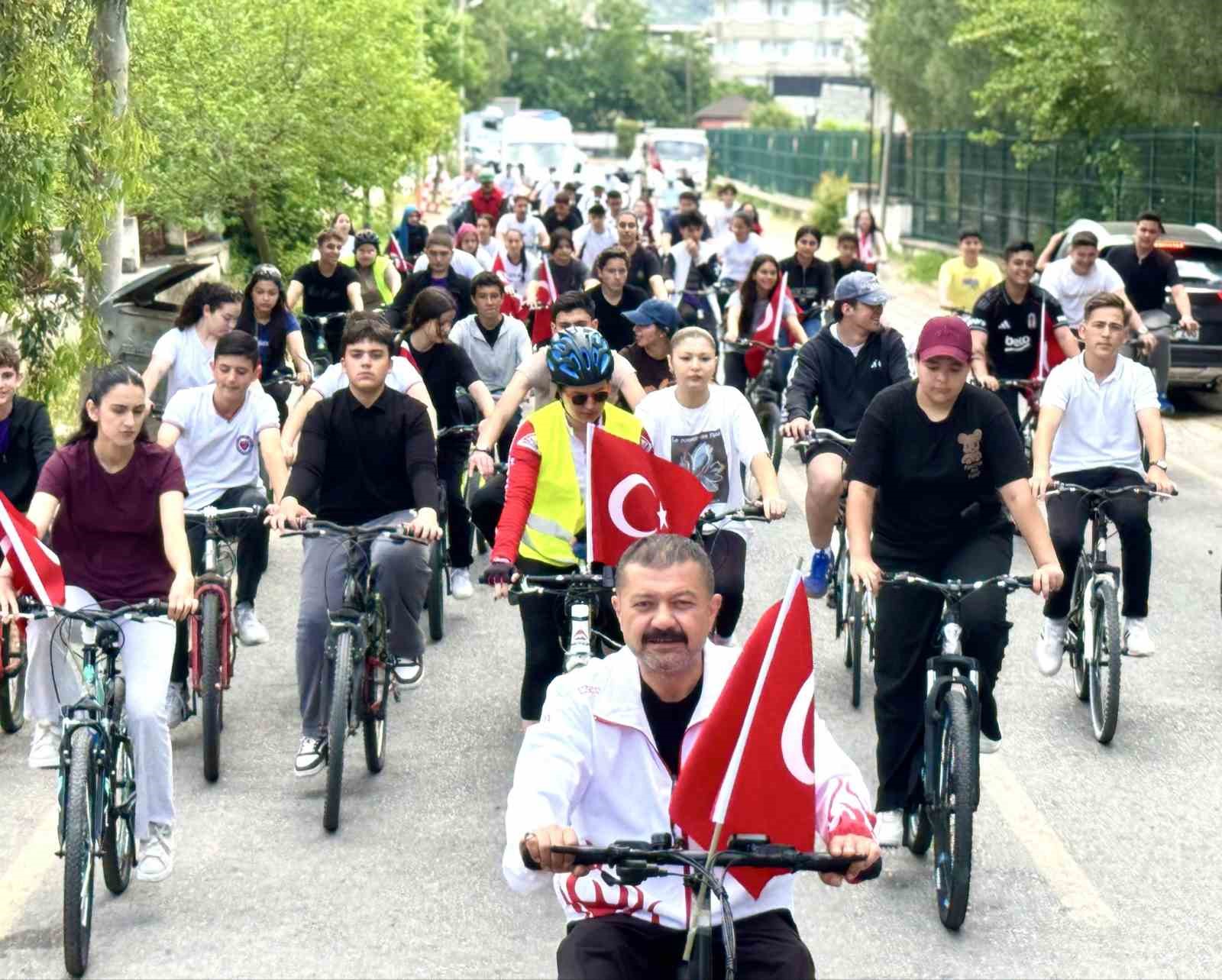 Çine’de ’sağlıklı yaşam’ için pedal çevirdiler
