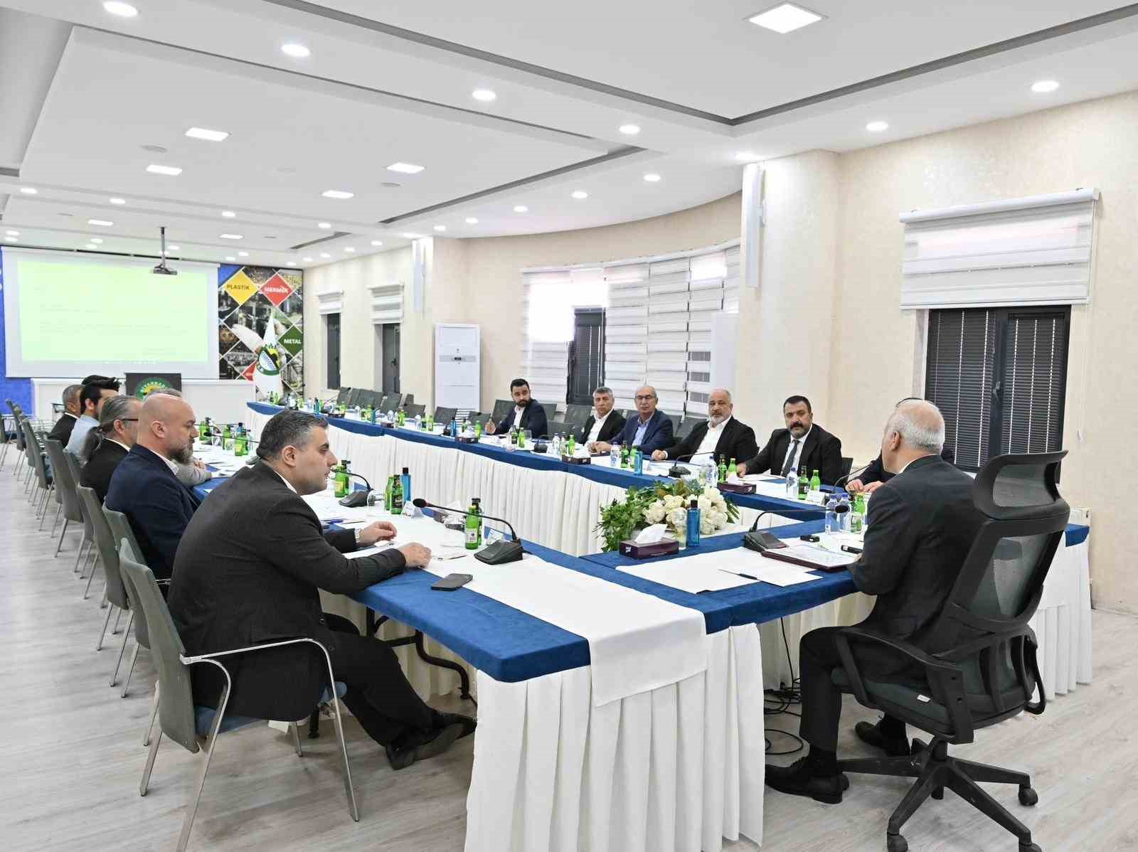 Diyarbakır OSB yeni yönetim ve müteşebbis toplantısı gerçekleşti