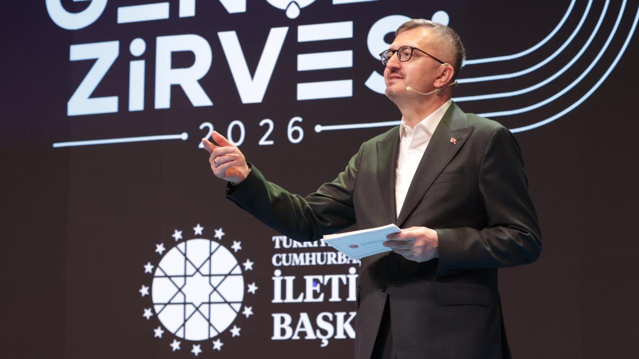 İletişim Başkanı Duran: Algoritmalar tarafından yönlendirilmeyeceğiz