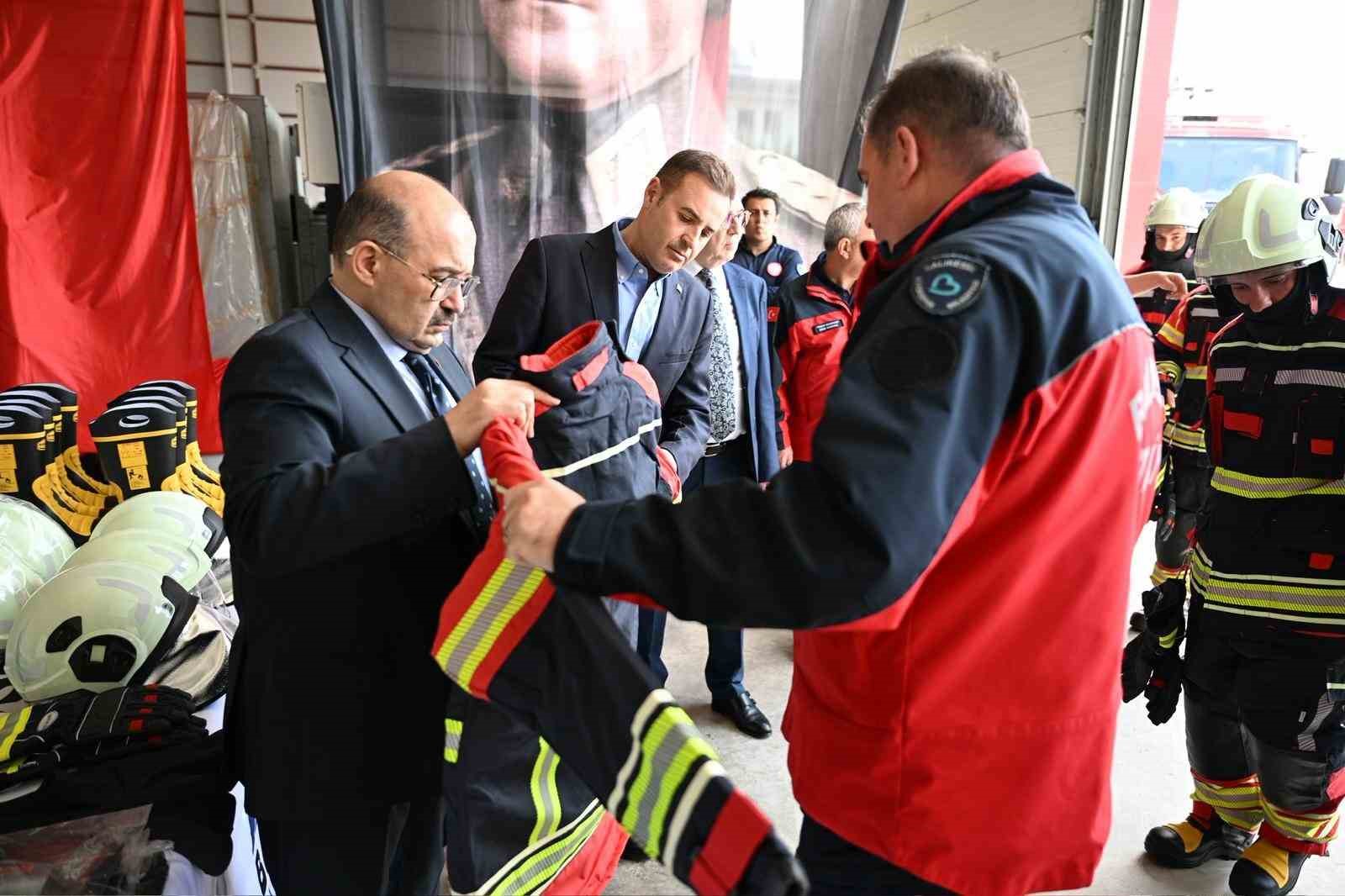 Büyükşehir’den OSB İtfaiyesi’ne 11 yıl sonra ekipman desteği