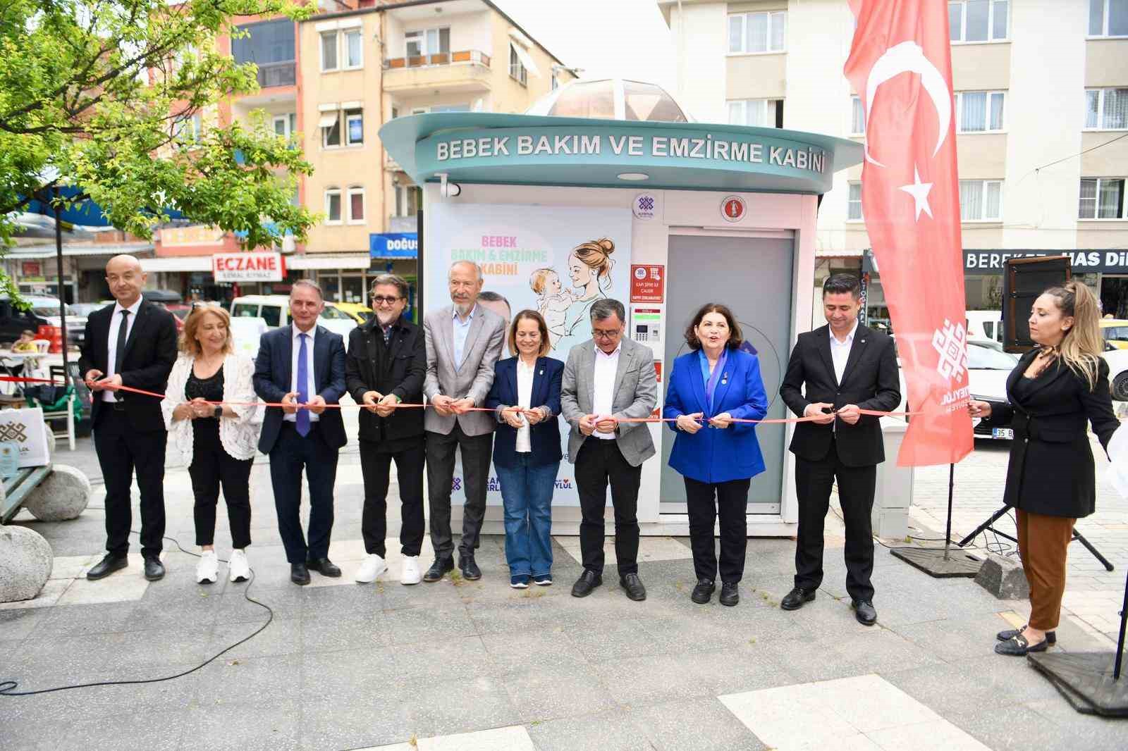 Altıeylül’de bebek bakım ve emzirme kabinleri açıldı