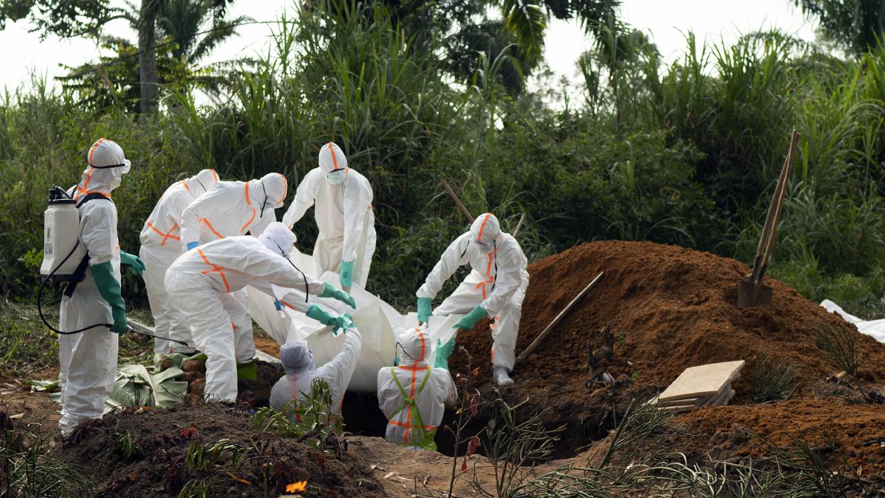 Kongo Demokratik Cumhuriyeti'nde Ebola tedavi merkezi ateşe verildi