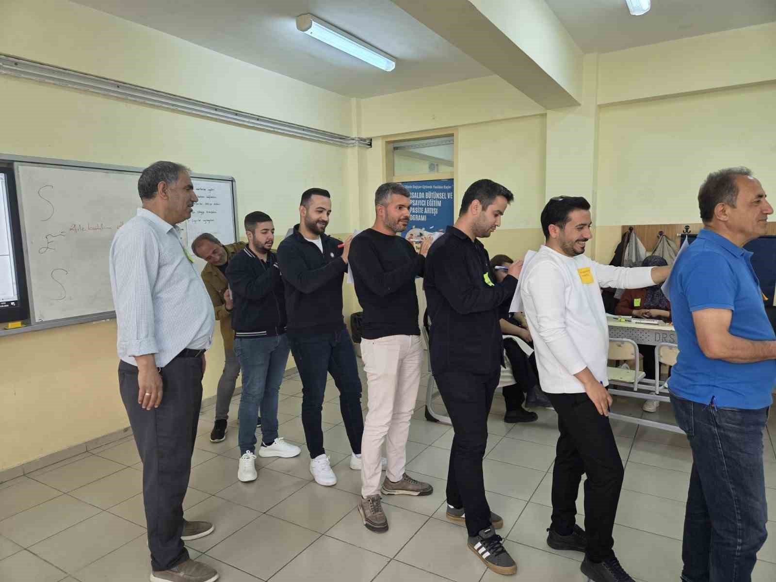 Kırsalda görev yapan öğretmenlere kapsayıcı eğitim desteği