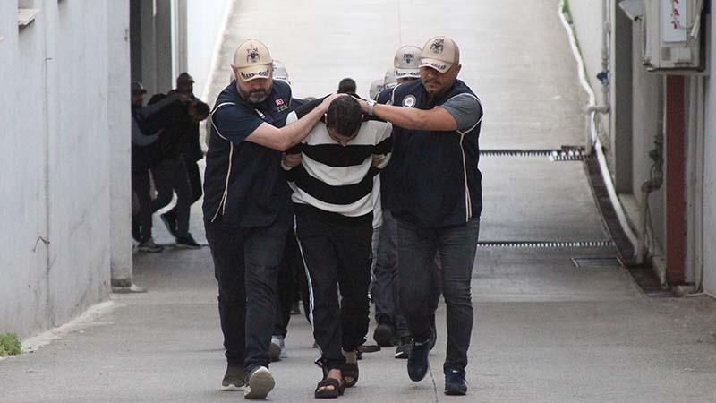 Adana'da DEAŞ'ın 'uyuyan hücresine' operasyon: 16 gözaltı