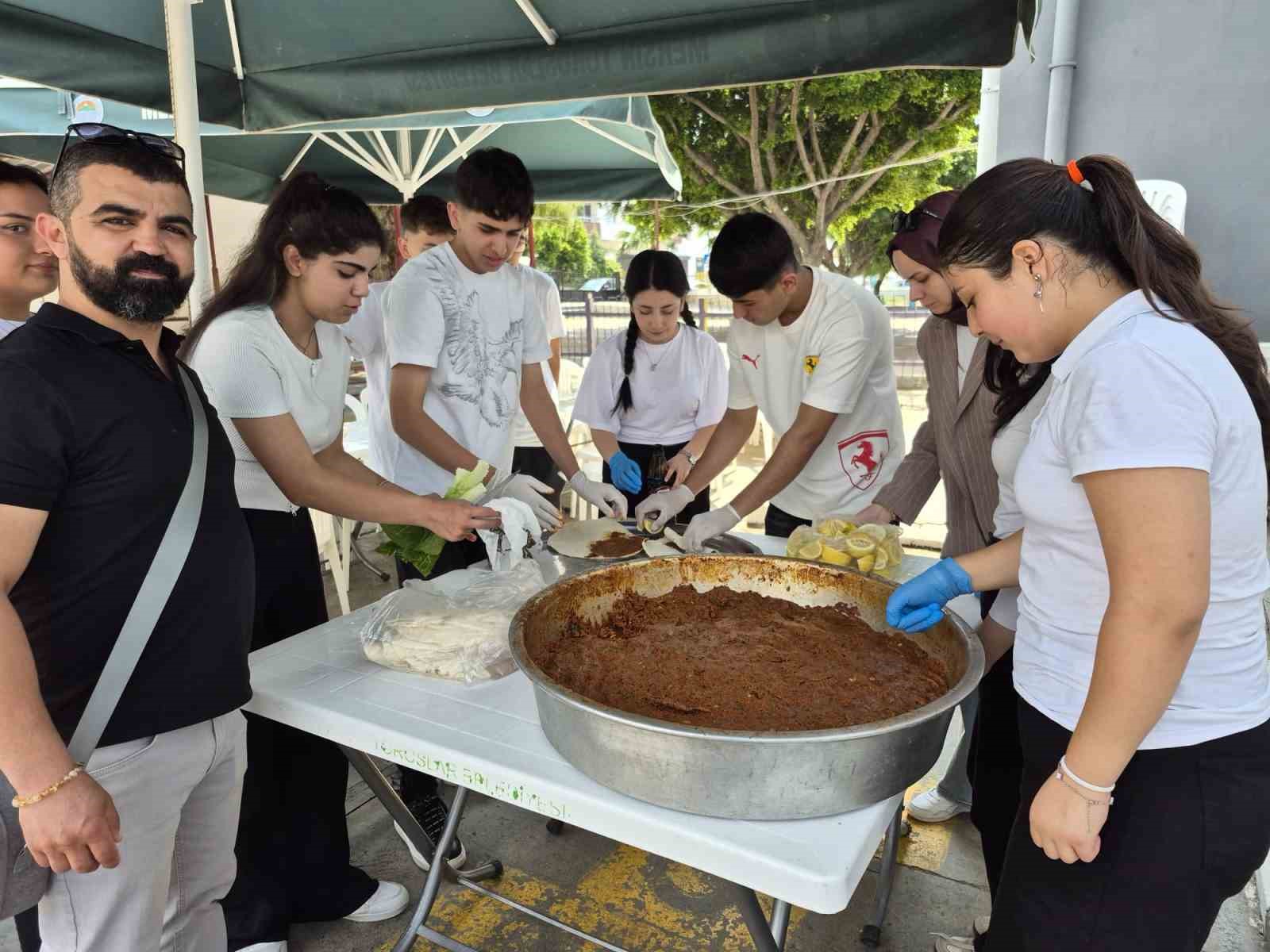 Toroslar MESEM’den okul bahçesinde lezzet şöleni