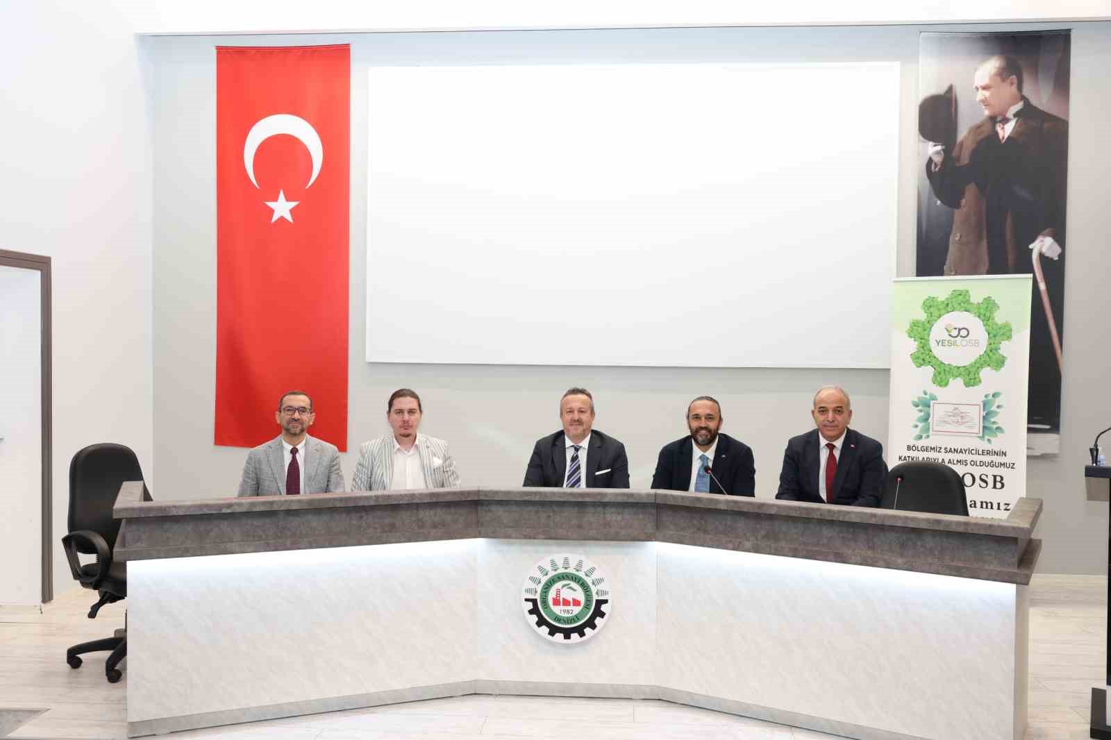 Denizli OSB’de geleneksel bayramlaşma programı gerçekleştirildi