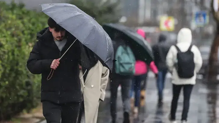 Bayramda yağışlı hava etkili olacakMeteoroloji Genel Müdürlüğü’nün tahminlerine göre, Kurban Bayramı’nda yurt genelinde yağışlı hava etkili olacak.