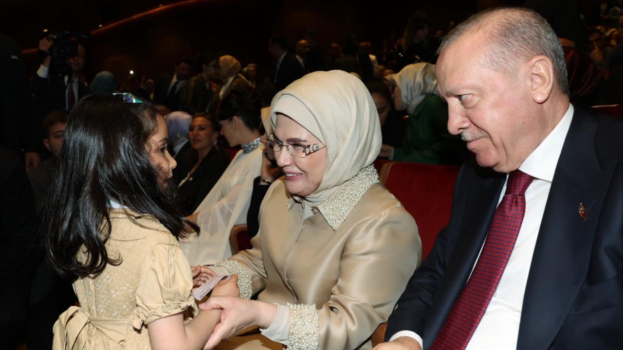 Emine Erdoğan'dan Şule Senin Hikayen paylaşımı