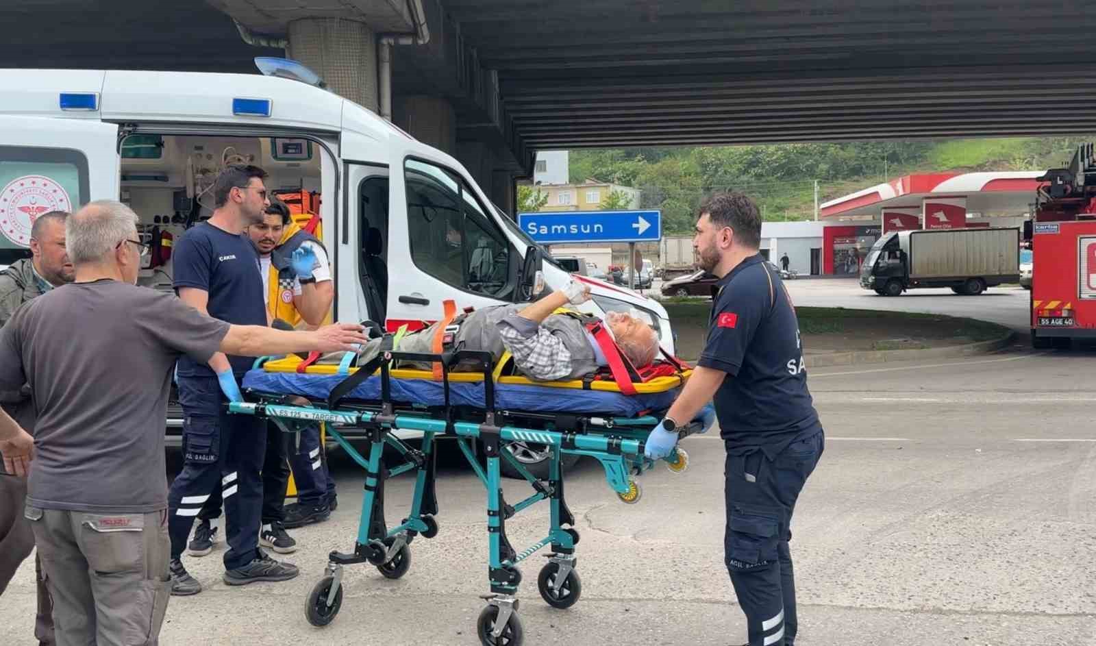 Samsun’da iki otomobil çarpıştı: 2 yaralı