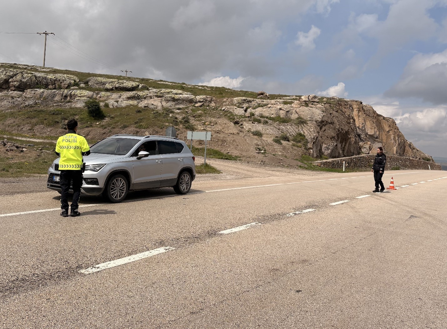 Güzelyurt’ta trafik ve asayiş ekipleri bayram denetiminde