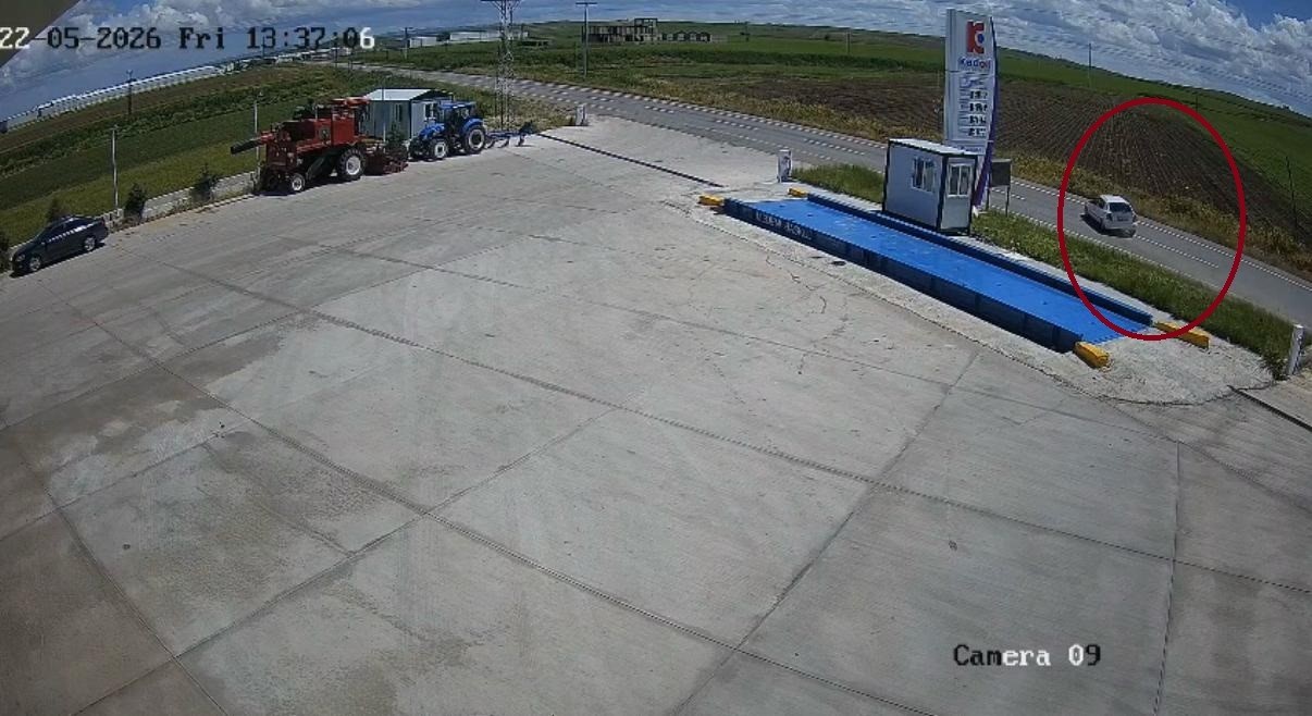 Diyarbakır’da 4 kişinin yaralandığı kaza güvenlik kamerasında