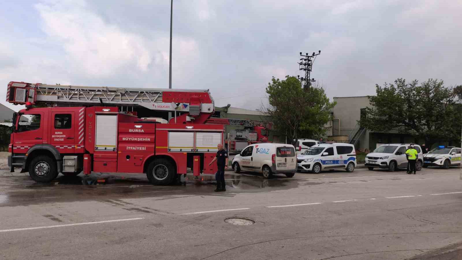 Bursa’da sunta fabrikasında korkutan yangın