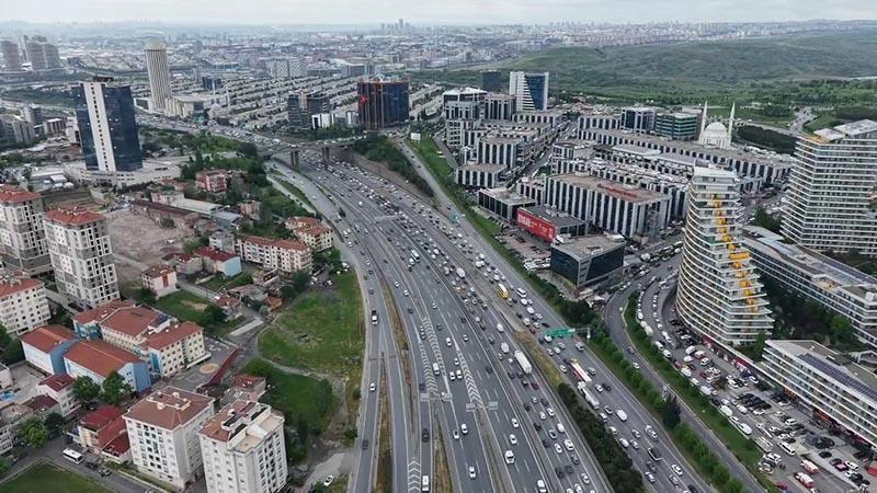 İstanbul'da bayram trafiği havadan görüntülendi