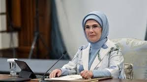 Emine Erdoğan'dan 'Şule: Senin Hikayen' dizisine ilişkin paylaşımCumhurbaşkanı Recep Tayyip Erdoğan'ın eşi Emine Erdoğan, dijital platformda yayına giren 'Şule: Senin Hikayen' dizisine ilişkin paylaşım yaptı.