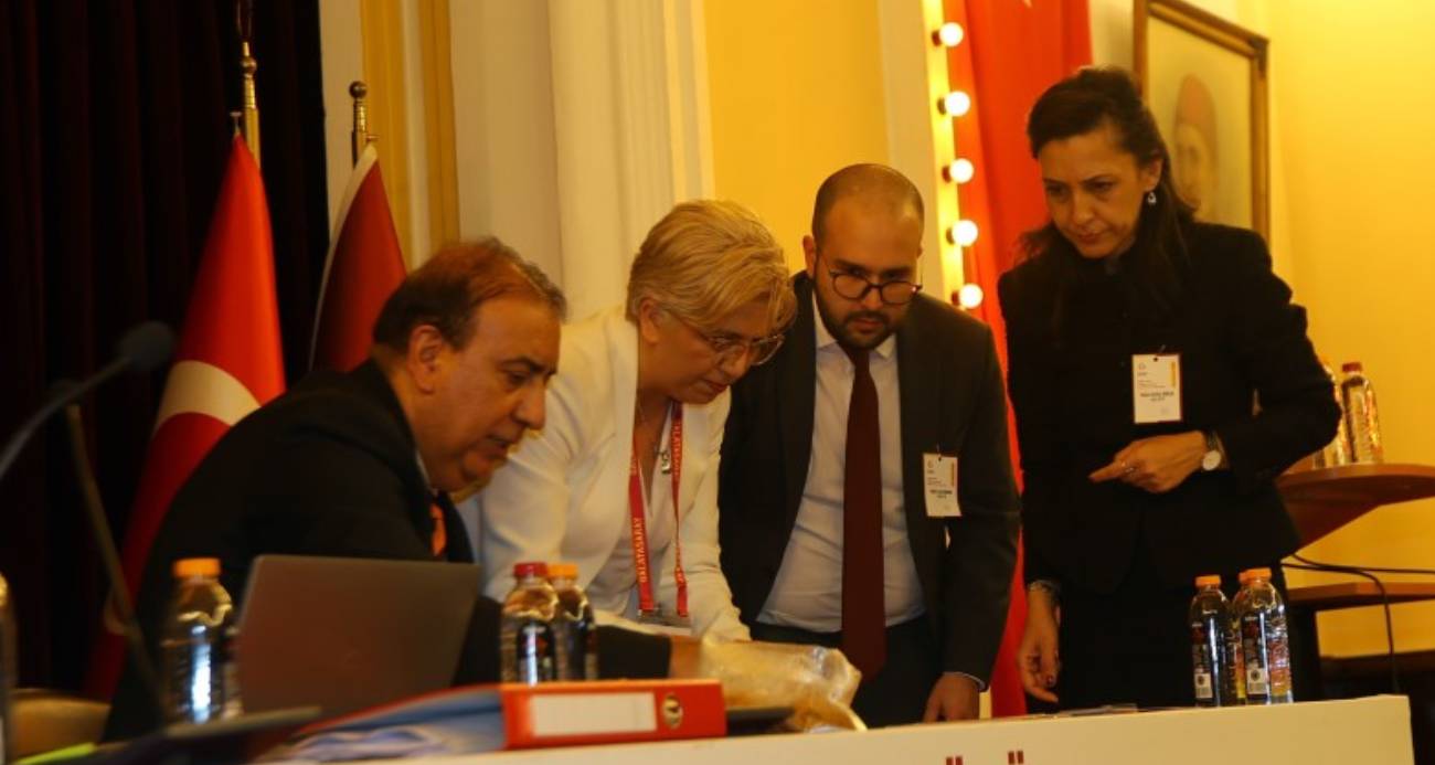 Galatasaray'da 4. Dursun Özbek dönemi