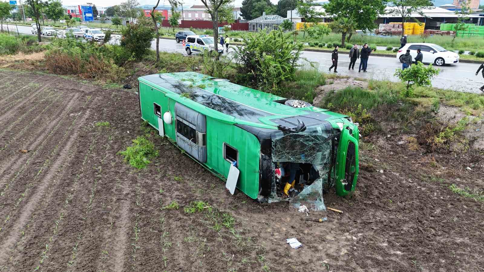 Çanakkale’de tur otobüsü devrildi: 46 yaralı