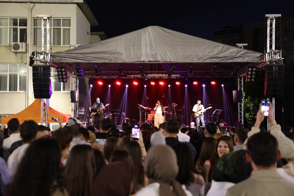 BEUN FEST 26’da müzik, gençlik ve coşku aynı sahnede buluştu