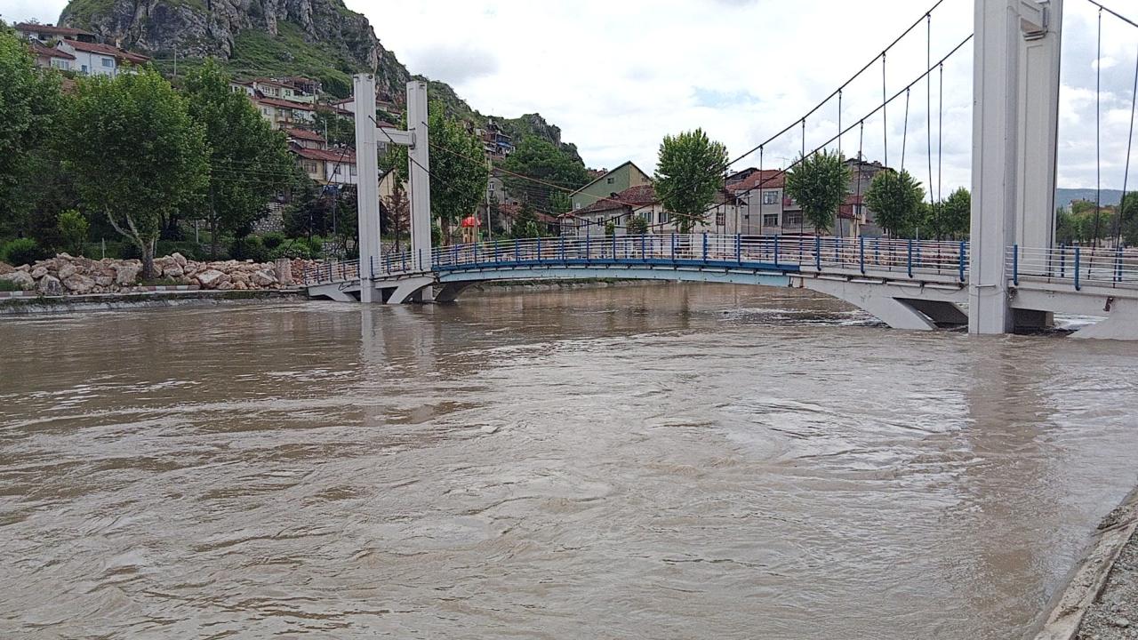 Tokat Valiliği'nden 'taşkın' uyarısı