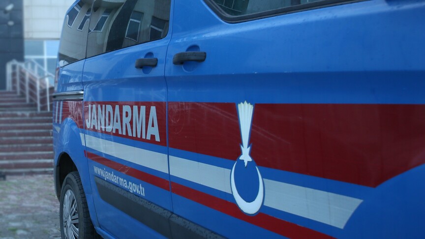 İzmir'de Güzelbahçe Belediyesine yönelik operasyonda Belediye Başkanı ve 4 şüpheli yakalandı