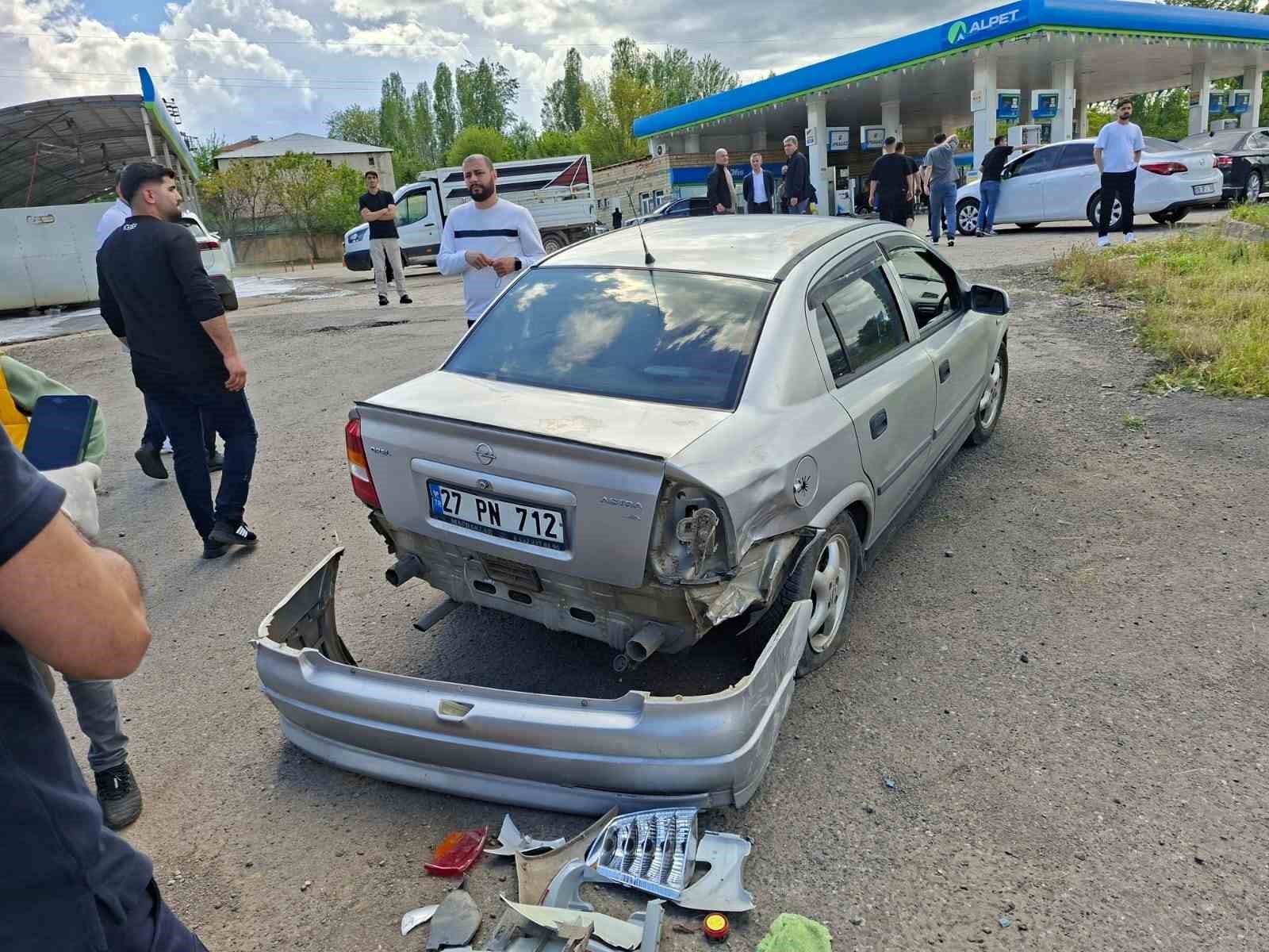 Bingöl’de peş peşe trafik kazaları: 6 yaralı