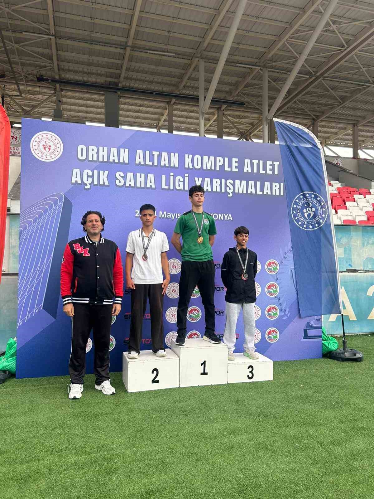Aydınlı sporculardan Konya’da madalya yağmuru