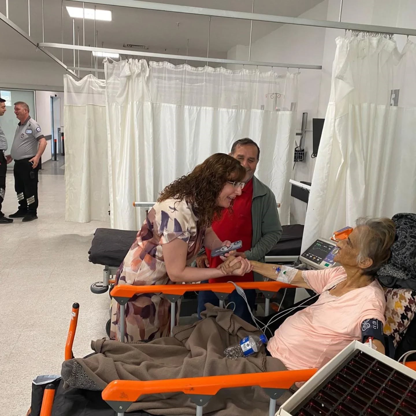 ADÜ Hastanesi Başhekimi Uysal hastalar ve hastane çalışanları ile bayramlaştı