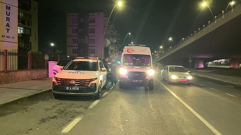 Kuzenler arasında bıçaklı kavga: 1 yaralı