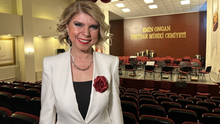 Sanatçı Sezen Cin Özdemir, Türk sanat müziğini yapay zekayla buluşturuyor