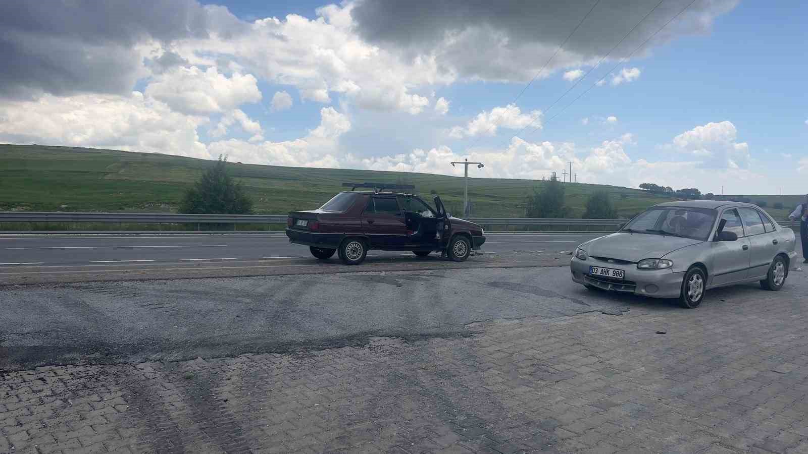 İki otomobilin çarpıştığı kazada bir kişi yaralandı
