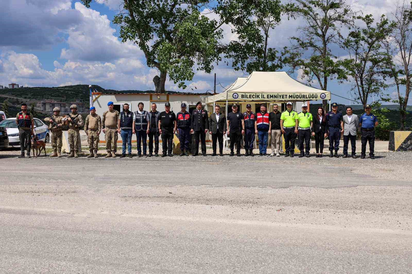 Vali Sözer bayramda denetim noktasında