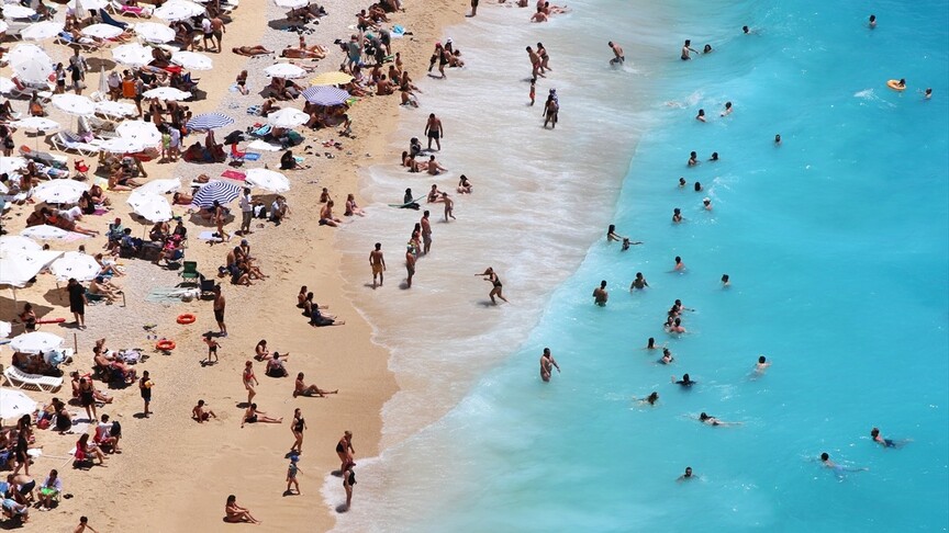 Kaş'taki Kaputaş'ın Avrupa'daki en iyi 10 plaj listesine girmesi turizmcileri sevindirdi