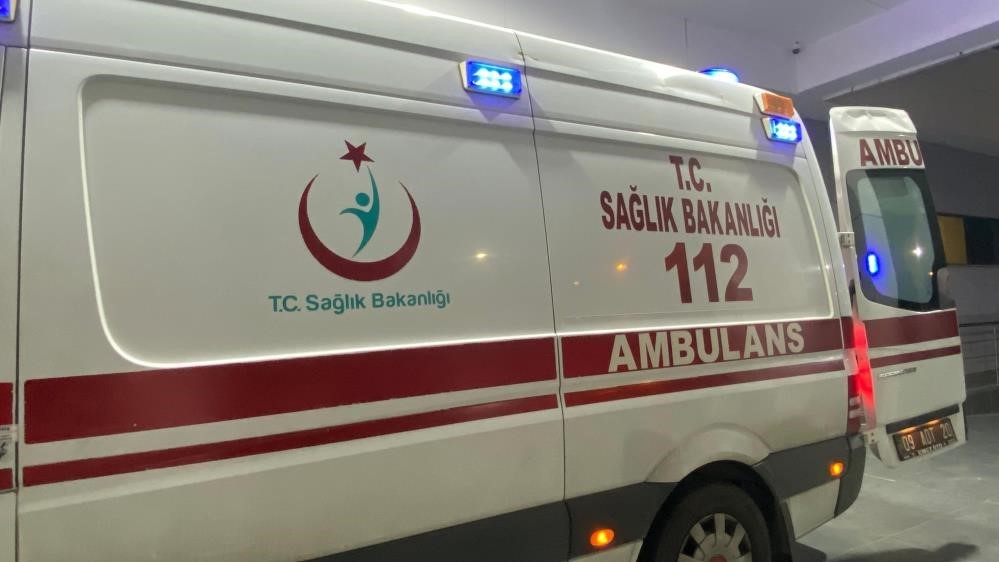 Silahla oynarken kendisini vuran çocuk hayatını kaybetti