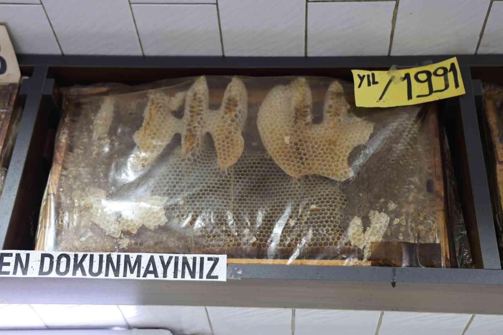 Görenler dönüp bir daha bakıyor